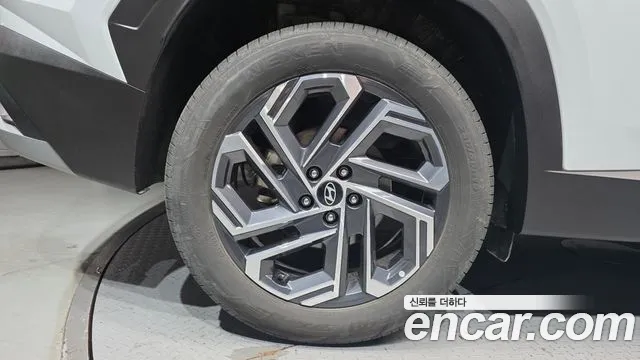 Hyundai Tucson Новый Tucson (NX4) Бензин 1.6 Turbo 4WD — Фото автомобиля 21
