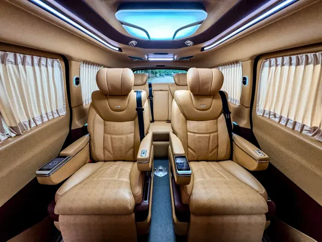 Mercedes-Benz V-Class — Фото автомобиля 21