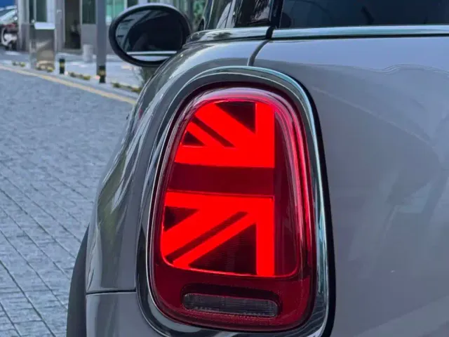 MINI Hatch — Фото автомобиля 5