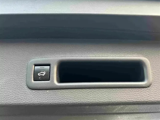 Toyota Sienna — Фото автомобиля 27