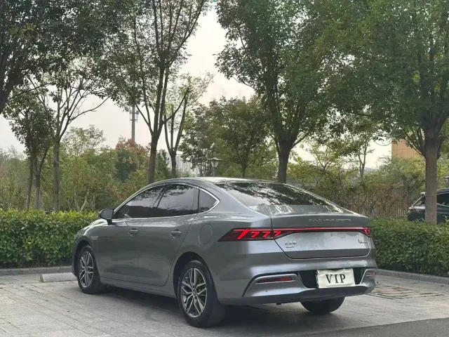 BYD Qin PLUS — Фото автомобиля 8