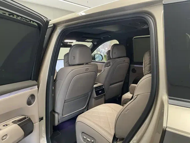 Li Auto Li Xiang L9 2026 Base Model — Фото автомобиля 27