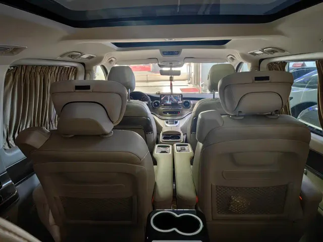 Mercedes-Benz V-Class — Фото автомобиля 10