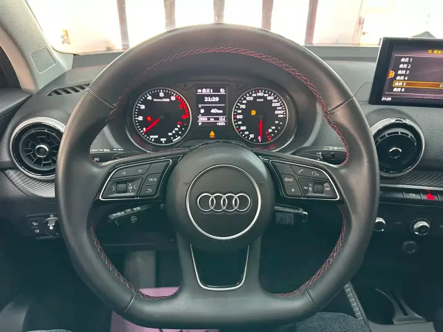Audi Q2L — Фото автомобиля 17
