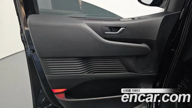 Hyundai Staria — Фото автомобиля 23