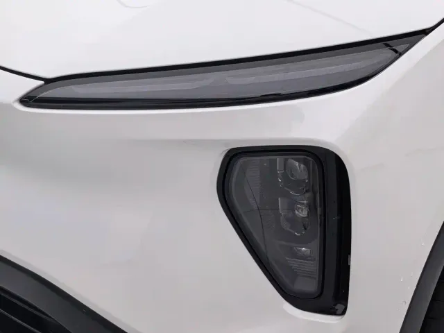 Nio ES6 — Фото автомобиля 3