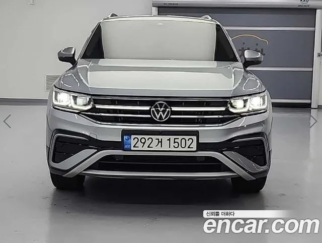 Volkswagen Tiguan — Фото автомобиля 3
