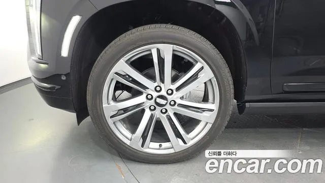 Cadillac Escalade — Фото автомобиля 5