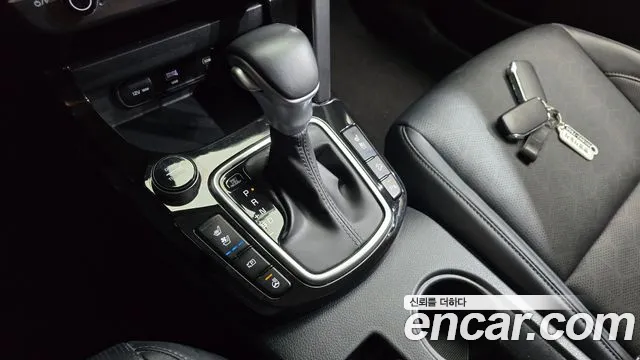 Kia Seltos New — Фото автомобиля 12