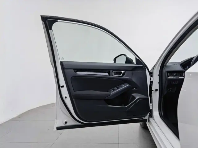 Honda Civic — Фото автомобиля 8