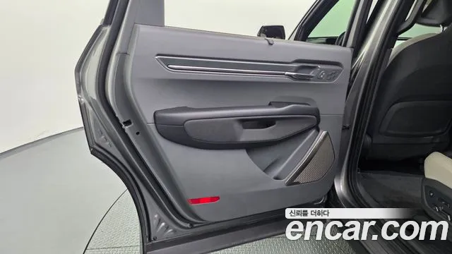 Kia EV9 — Фото автомобиля 25