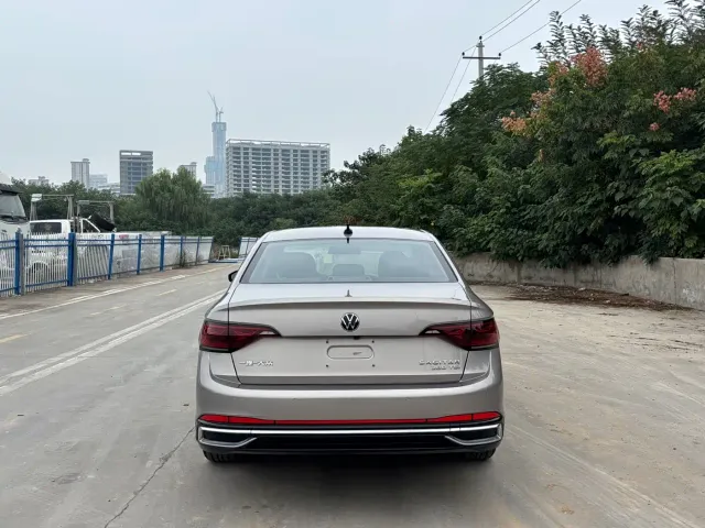 Volkswagen Sagitar — Фото автомобиля 9