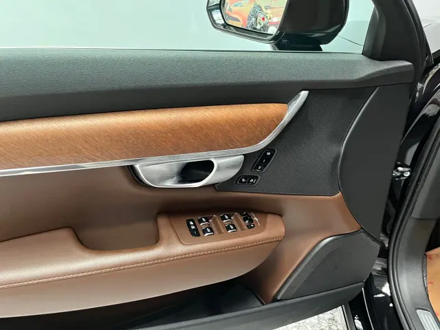 Volvo S90 — Фото автомобиля 6