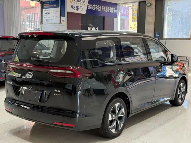 GAC Trumpchi Trumpchi M6 2021 PRO 270T DCT Luxury Edition — Фото автомобиля 4