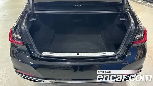 BMW 7 Series G11 — Фото автомобиля 20