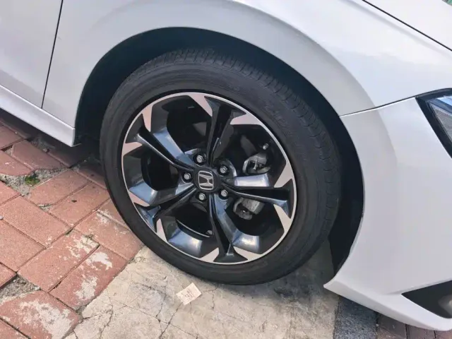 Honda Civic — Фото автомобиля 6