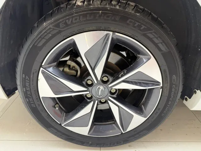 GAC Trumpchi M6 — Фото автомобиля 18