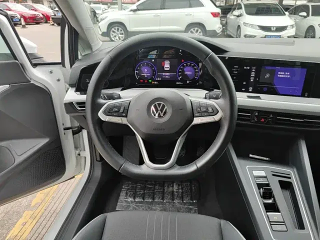 Volkswagen Golf 2021 280TSI DSG Pro — Фото автомобиля 10