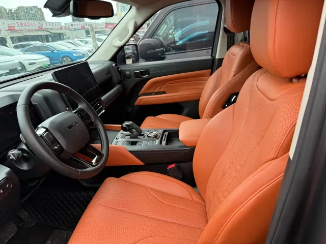 Haval H9 — Фото автомобиля 12