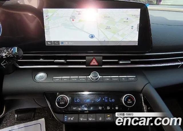 Hyundai Avante CN7 — Фото автомобиля 13