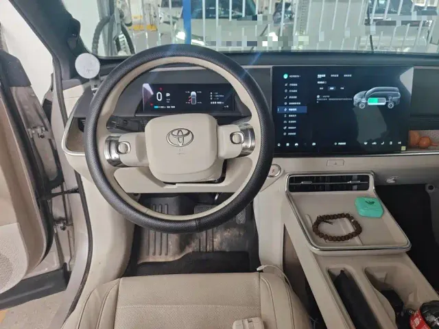 Toyota BoZhi 3X — Фото автомобиля 11