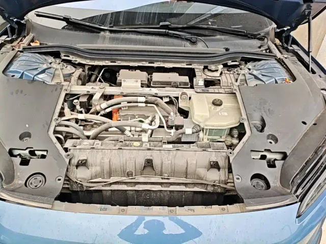 NIO NIO ET5 2022 100kWh — Фото автомобиля 15