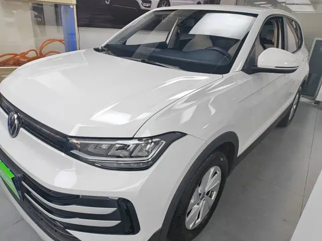 Фотография автомобиля — Volkswagen Tharu