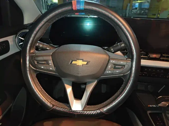 Chevrolet Monza — Фото автомобиля 2