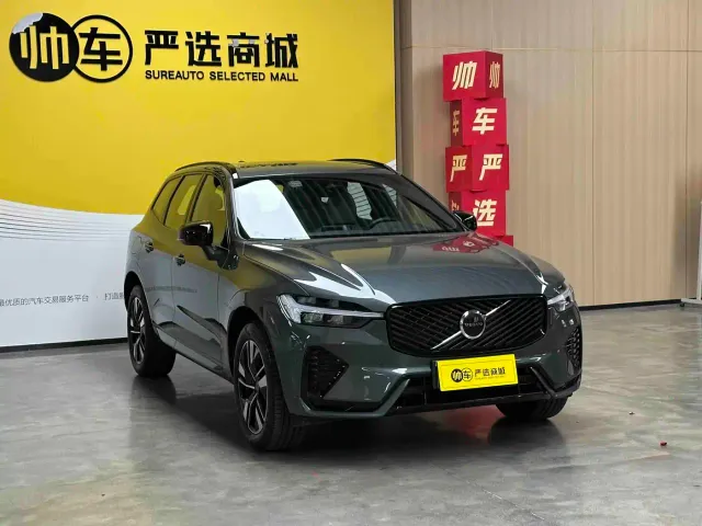 Volvo XC60 — Фото автомобиля 3