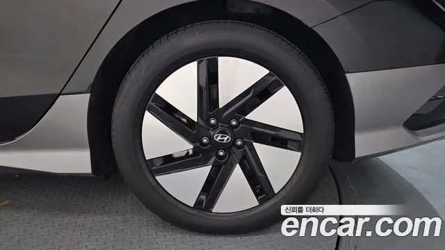 Hyundai Ioniq 6 — Фото автомобиля 6