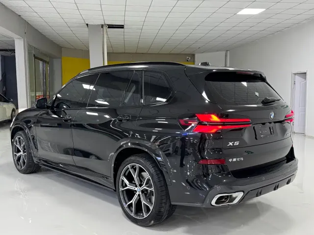 BMW X5 — Фото автомобиля 7