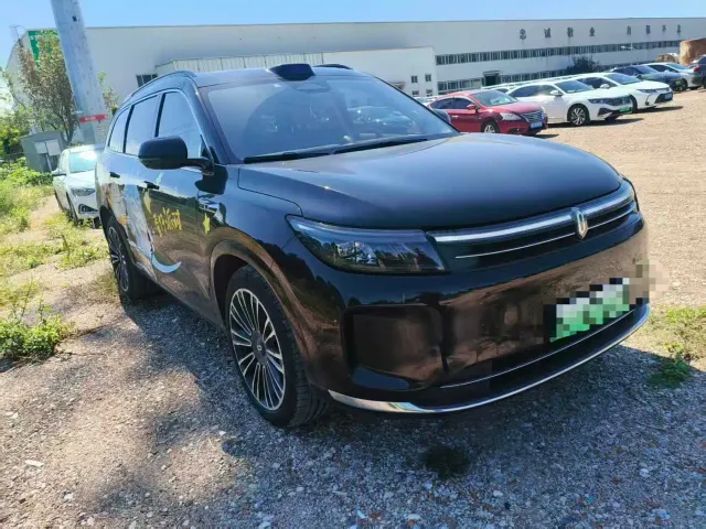 Aito M7 — Фото автомобиля 2