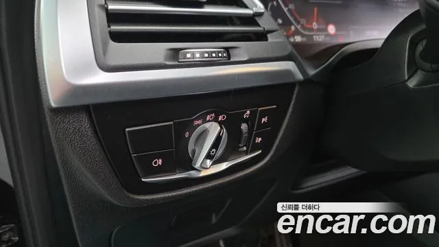 BMW X3 xDrive 20i M Sport — Фото автомобиля 13