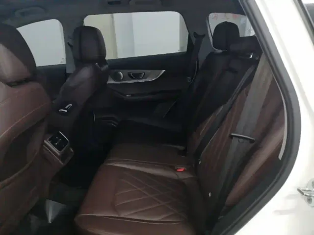 Chery Tiggo 8 PRO — Фото автомобиля 16
