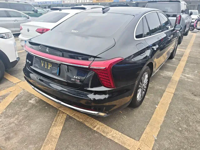Hongqi H5 — Фото автомобиля 18