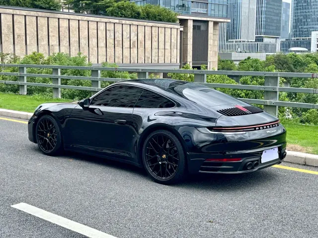 Porsche 911 — Фото автомобиля 4