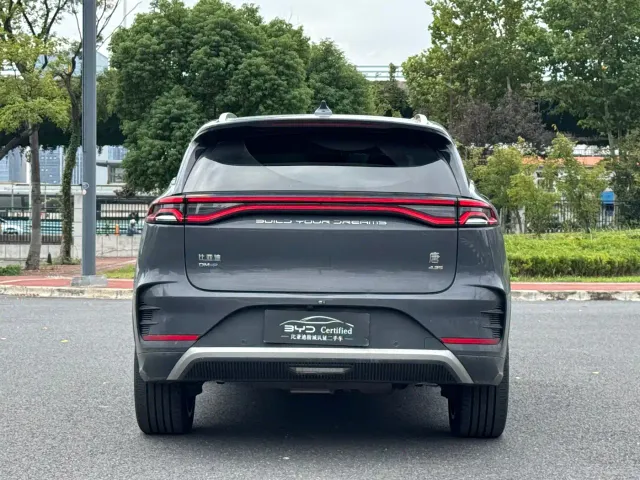 BYD Tang — Фото автомобиля 13