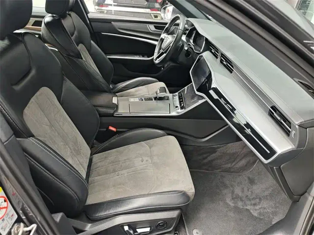 Audi A6L — Фото автомобиля 12