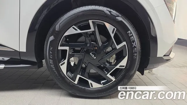 Kia Sportage Sportage 5-е поколение Бензин 1.6 турбо 2WD — Фото автомобиля 21