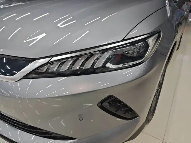 BYD Qin PLUS — Фото автомобиля 23