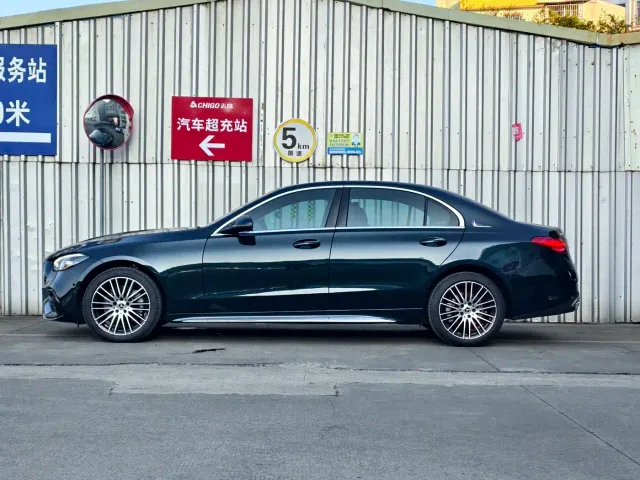 Mercedes-Benz C-Class — Фото автомобиля 4