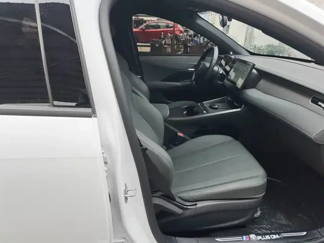 BYD Qin PLUS — Фото автомобиля 24