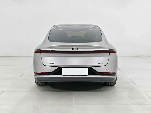 Changan Qiyuan A07 — Фото автомобиля 5