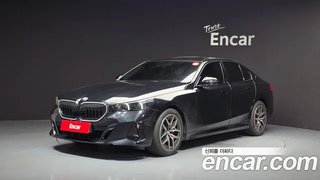 Фотография автомобиля — BMW 5 Series G60