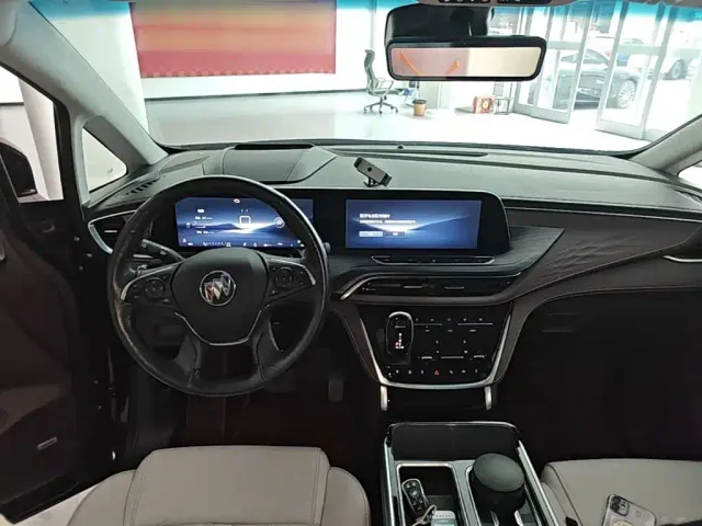 Buick GL8 — Фото автомобиля 9
