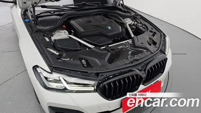 BMW 5-Series — Фото автомобиля 5