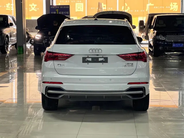 Audi Q3 — Фото автомобиля 9