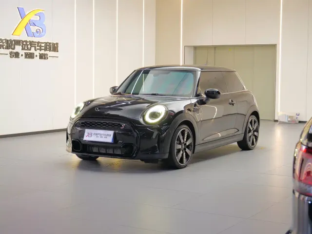 Фотография автомобиля — MINI Hatch