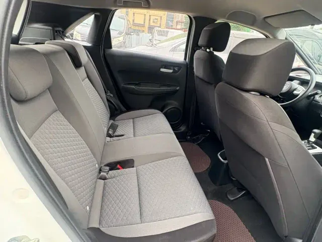 Honda Fit — Фото автомобиля 9