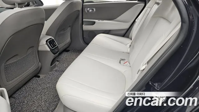 Hyundai Ioniq6 — Фото автомобиля 22